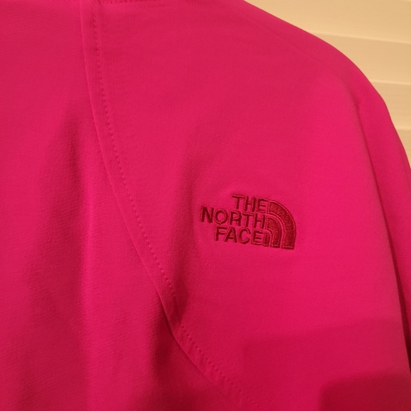 The North Face Pink Fleece Lined Jacket. Size M - Picture 4 of 7